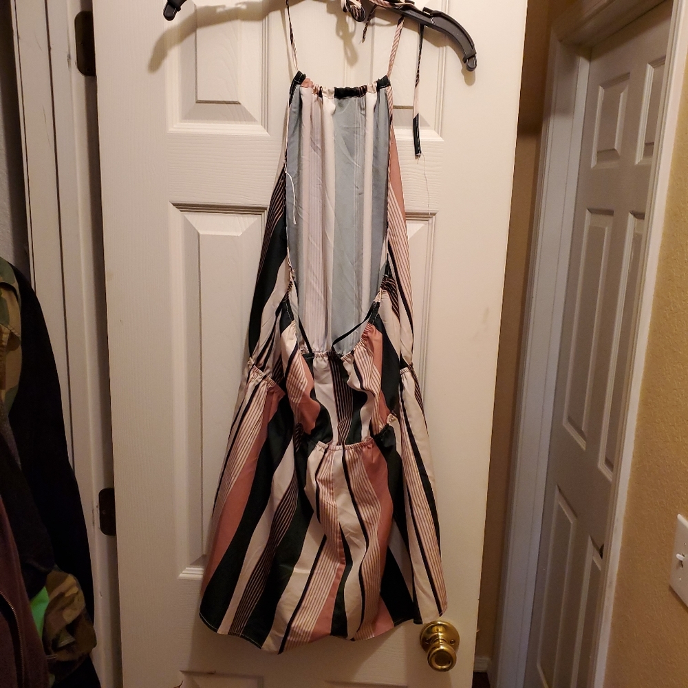 4 for $10, Shein Romper - Picture 5 of 6